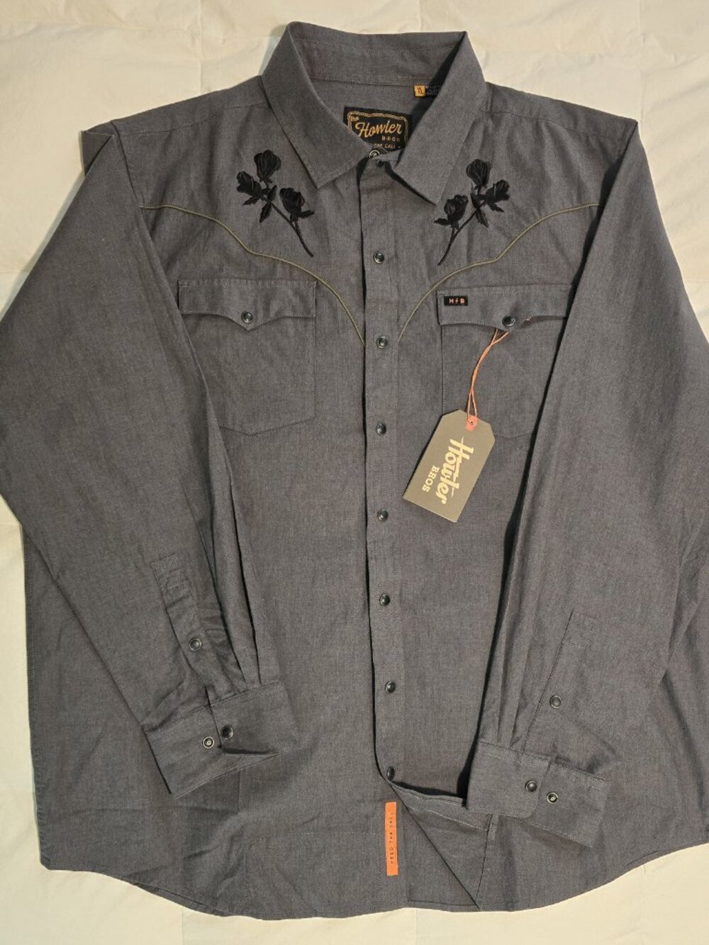 NWT Howler Bros Crosscut Deluxe Snapshirt, Roses Noir-Grey (XL) - Picture 2 of 4